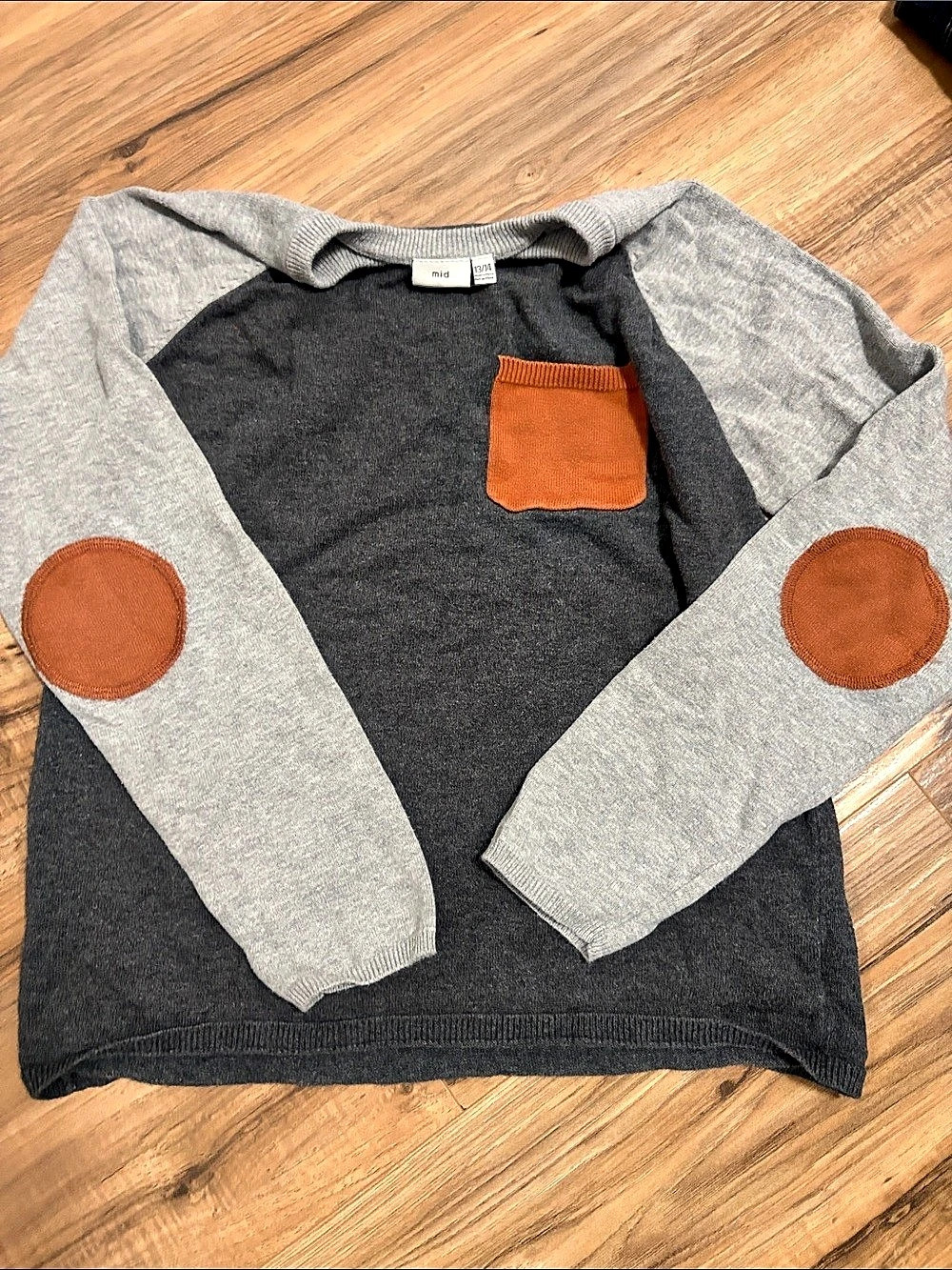 mid Boys Size 13/14 Gray Brown Sweater